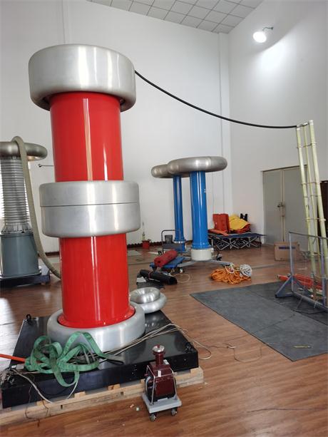 220KV安 全工器具耐壓試驗(yàn)現(xiàn)場(chǎng)